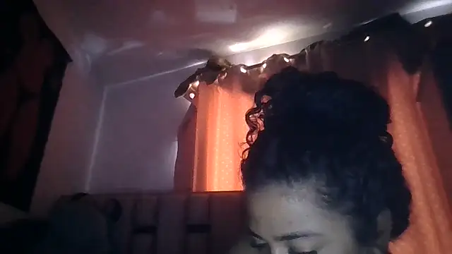 Snapshot of abby_moss_2 chatting on November 2025 05:34:02 PM abby moss 2 online show from November 2025 05:34:02 PM