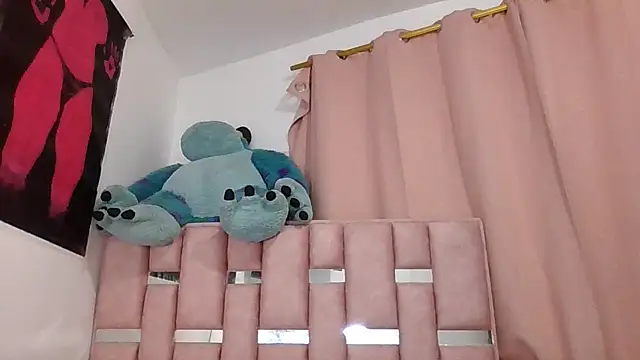 Snapshot of abby_moss_2 chatting on November 2025 05:10:01 AM abby moss 2 online show from November 2025 05:10:01 AM