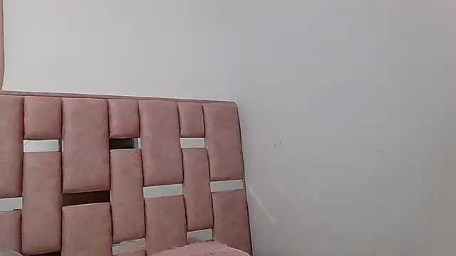 Snapshot of abby_moss_2 chatting on December 2025 05:23:01 AM abby moss 2 online show from December 2025 05:23:01 AM