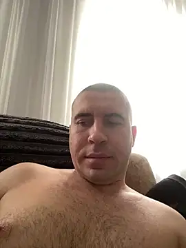 Snapshot of AronMode chatting on November 2025 11:10:01 AM AronMode online show from November 2025 11:10:01 AM