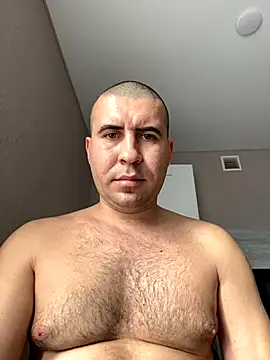 Snapshot of AronMode chatting on November 2025 10:48:02 AM AronMode online show from November 2025 10:48:02 AM