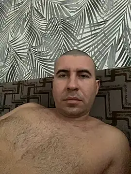 Snapshot of AronMode chatting on December 2025 11:41:02 AM AronMode online show from December 2025 11:41:02 AM