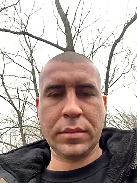 Snapshot of AronMode chatting on December 2025 09:36:02 AM AronMode online show from December 2025 09:36:02 AM