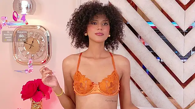 Snapshot of Lila-Rose chatting on December 2025 01:22:02 AM Lila-Rose online show from December 2025 01:22:02 AM