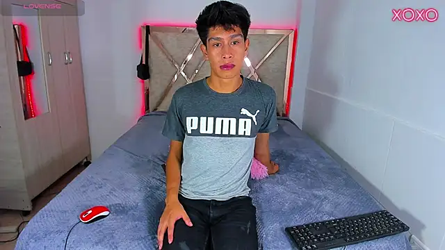 Jacovo2002 online show from October 2025 02:34:01 AM