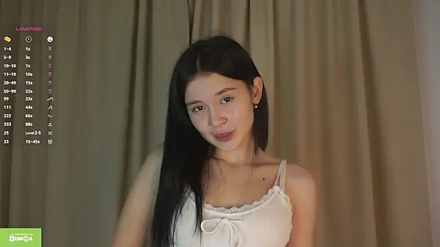 Snapshot of FluffKitty chatting on November 2025 08:09:01 PM FluffKitty online show from November 2025 08:09:01 PM