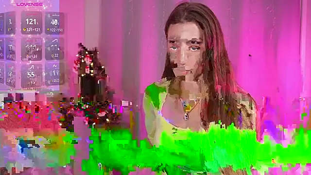 Snapshot of Avie__comeback chatting on December 2025 06:52:01 AM Avie comeback online show from December 2025 06:52:01 AM