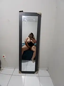 Anaboges online show from November 2025 01:04:02 AM