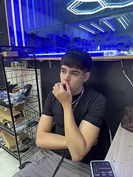 Stick ledom online show from November 2025 06:06:02 PM