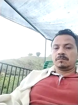 YHONYBY online show from October 2025 10:59:02 AM