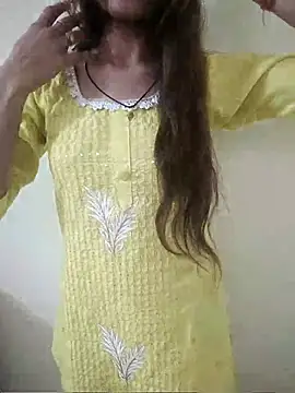 Snapshot of Khushi_rani chatting on December 2025 04:17:01 AM Khushi rani online show from December 2025 04:17:01 AM