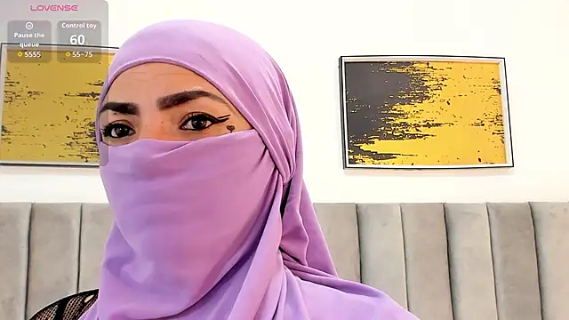 Snapshot of _naylaa_ chatting on November 2025 04:01:01 AM naylaa online show from November 2025 04:01:01 AM