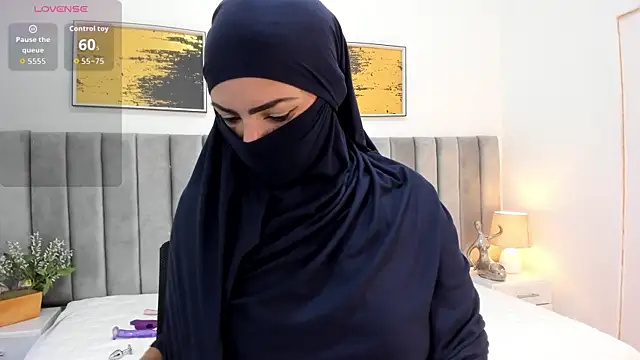 Snapshot of _naylaa_ chatting on November 2025 03:16:02 AM naylaa online show from November 2025 03:16:02 AM