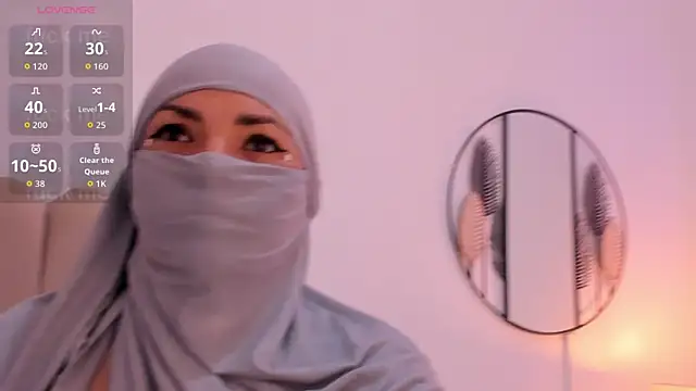 Snapshot of _naylaa_ chatting on November 2025 11:38:01 PM naylaa online show from November 2025 11:38:01 PM