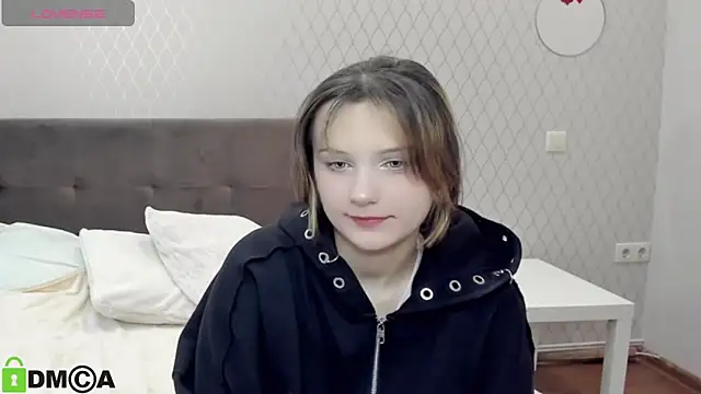 SofiMuse online show from October 2025 06:56:01 AM