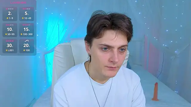 Snapshot of GGimperator_ chatting on November 2025 10:38:01 AM GGimperator online show from November 2025 10:38:01 AM