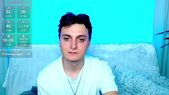 Snapshot of GGimperator_ chatting on December 2025 07:53:02 PM GGimperator online show from December 2025 07:53:02 PM