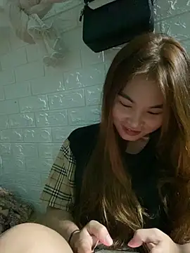 Snapshot of Yan_50299 chatting on October 2025 12:28:02 PM Yan 50299 online show from October 2025 12:28:02 PM