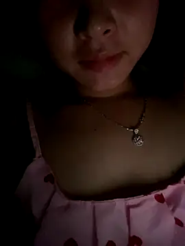 Snapshot of Yan_50299 chatting on October 2025 06:41:02 PM Yan 50299 online show from October 2025 06:41:02 PM