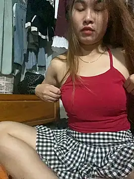 Snapshot of Yan_50299 chatting on October 2025 12:17:01 PM Yan 50299 online show from October 2025 12:17:01 PM