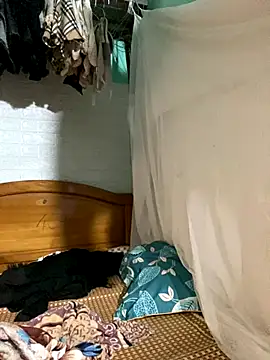 Snapshot of Yan_50299 chatting on October 2025 01:32:01 PM Yan 50299 online show from October 2025 01:32:01 PM