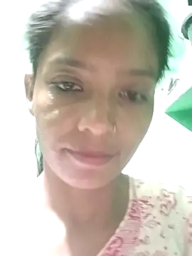 Snapshot of Jaanvi_G chatting on October 2025 03:02:01 PM Jaanvi G online show from October 2025 03:02:01 PM