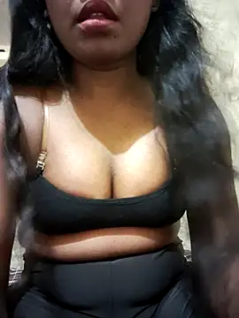 Snapshot of Lovely_Payal chatting on October 2025 02:57:02 PM Lovely Payal online show from October 2025 02:57:02 PM