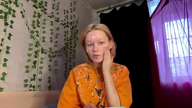 Snapshot of Kate_mikki chatting on December 2025 03:01:02 AM Kate mikki online show from December 2025 03:01:02 AM