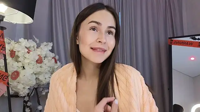 LionKierra online show from November 2025 04:37:01 AM