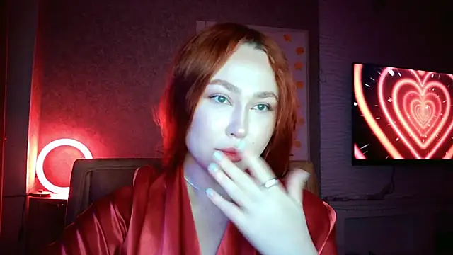 Snapshot of LolaMint_ chatting on November 2025 12:27:02 PM LolaMint online show from November 2025 12:27:02 PM