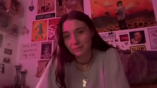 PauliinaBlue online show from October 2025 08:24:02 PM