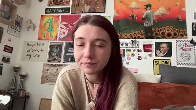 PauliinaBlue online show from October 2025 03:03:02 PM