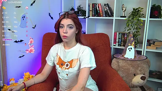 Snapshot of SabrinaCutie chatting on October 2025 08:15:02 AM SabrinaCutie online show from October 2025 08:15:02 AM