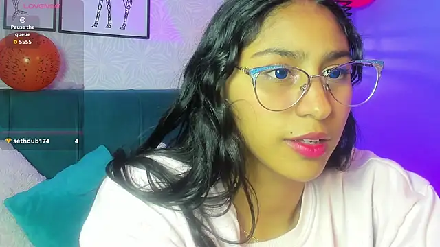 paulacastilla online show from October 2025 02:19:01 PM