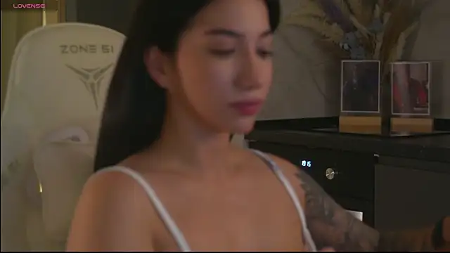 LeoBamble online show from November 2025 04:12:02 PM