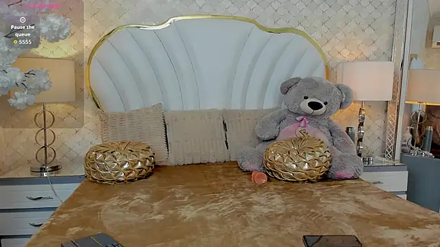 Snapshot of Alyssa_tender chatting on October 2025 05:51:02 AM Alyssa tender online show from October 2025 05:51:02 AM