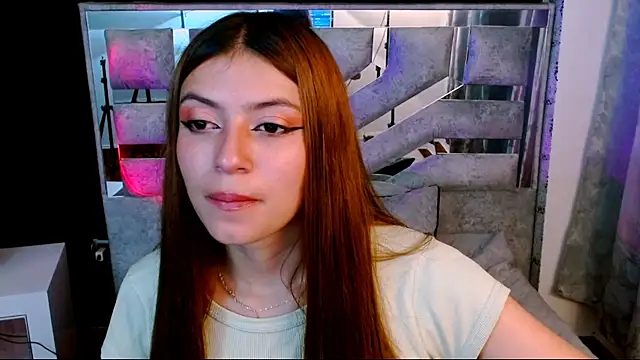 Snapshot of viky_evanss chatting on November 2025 03:00:02 PM viky evanss online show from November 2025 03:00:02 PM