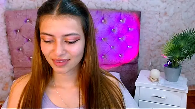 Snapshot of viky_evanss chatting on December 2025 03:06:01 PM viky evanss online show from December 2025 03:06:01 PM