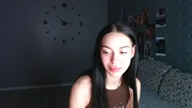 Snapshot of Daphne_Darkthorn chatting on October 2025 11:54:02 PM Daphne Darkthorn online show from October 2025 11:54:02 PM