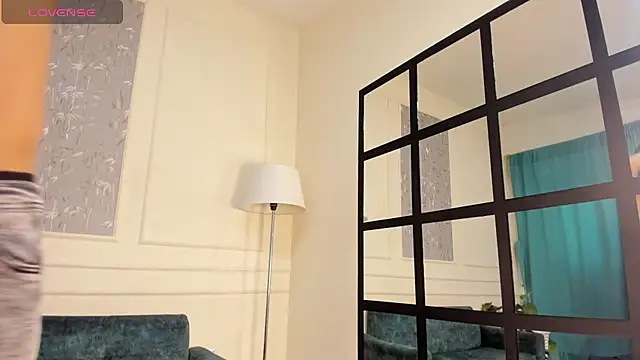 Snapshot of Adrian_Volt chatting on October 2025 08:05:01 PM Adrian Volt online show from October 2025 08:05:01 PM