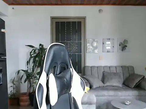 Snapshot of moon1_95 chatting on October 2025 06:41:01 PM moon1 95 online show from October 2025 06:41:01 PM