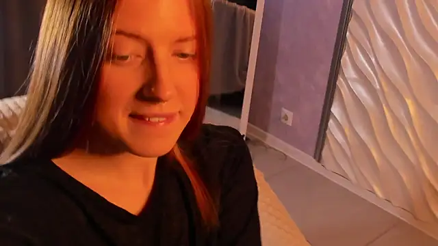 Snapshot of enarskaya chatting on October 2025 10:23:02 PM enarskaya online show from October 2025 10:23:02 PM