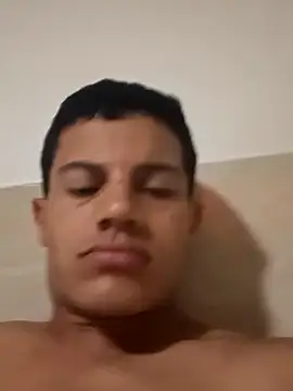 Snapshot of Morensuug chatting on October 2025 07:57:02 PM Morensuug online show from October 2025 07:57:02 PM