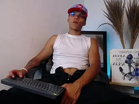 Snapshot of Jordan_Kiing chatting on October 2025 08:55:02 PM Jordan Kiing online show from October 2025 08:55:02 PM