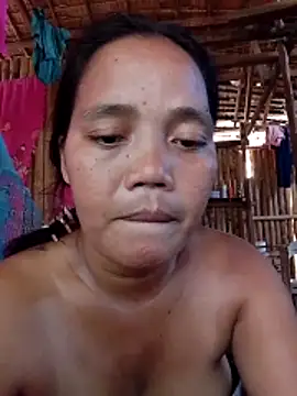 Snapshot of sweet_lara33 chatting on November 2025 06:01:02 AM sweet lara33 online show from November 2025 06:01:02 AM