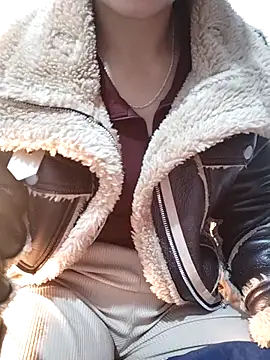 Maymay   online show from November 2025 11:44:02 AM