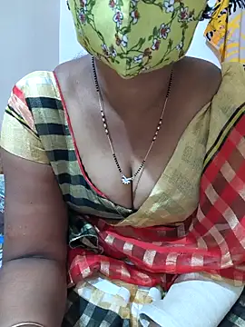 Snapshot of Best_Kannada_Couple chatting on November 2025 05:50:02 AM Best Kannada Couple online show from November 2025 05:50:02 AM