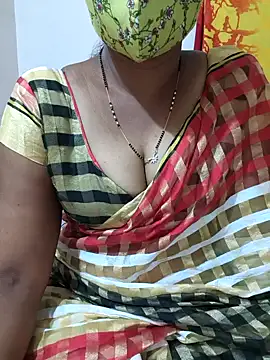 Snapshot of Best_Kannada_Couple chatting on November 2025 05:56:02 PM Best Kannada Couple online show from November 2025 05:56:02 PM