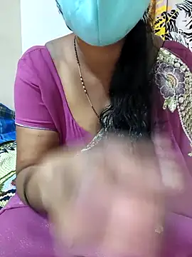 Snapshot of Best_Kannada_Couple chatting on November 2025 05:08:02 AM Best Kannada Couple online show from November 2025 05:08:02 AM