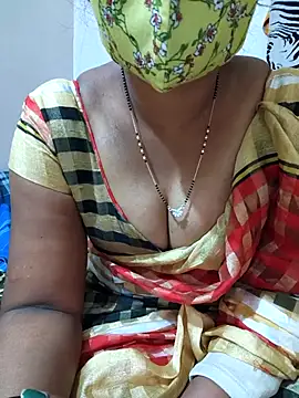 Snapshot of Best_Kannada_Couple chatting on November 2025 06:01:01 AM Best Kannada Couple online show from November 2025 06:01:01 AM